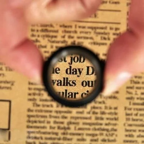 Loupe Bandeau Réglable Avec Lumière LED 8X 15X 23X Loupe Lunettes Lunettes Binoculaires Loupe Mains Libres 6 Loupe Bandeau Réglable Avec Lumière LED 8X 15X 23X Loupe Lunettes Lunettes Binoculaires Loupe Mains Libres – Image 4