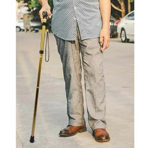 Bâtons De Marche Pliants, Aluminium Canne De Marche Réglable Poids Léger Portable Voyage Bâtons De Randonnée Poignée Ergonomique Antidérapante Alpenstock Pour Femmes Hommes Randonneurs Aînés MOON 7 Bâtons De Marche Pliants, Aluminium Canne De Marche Réglable Poids Léger Portable Voyage Bâtons De Randonnée Poignée Ergonomique Antidérapante Alpenstock Pour Femmes Hommes Randonneurs Aînés MOON – Image 5