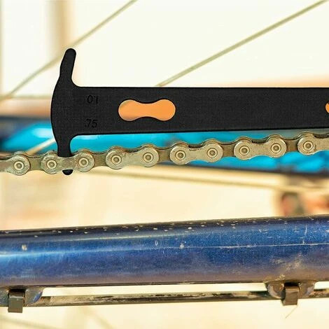 Outil D'usure D'Indicateur De Chaîne De Vélo Règle De Mesure De Jauge De Chaînes De Vélo Outil De Rail Détection Remplacement D'usure De Chaîne De Vélo Étrier De Testeur De Chaîne Guazhuni(Noir) 7 Outil D'usure D'Indicateur De Chaîne De Vélo Règle De Mesure De Jauge De Chaînes De Vélo Outil De Rail Détection Remplacement D'usure De Chaîne De Vélo Étrier De Testeur De Chaîne Guazhuni(Noir) – Image 5